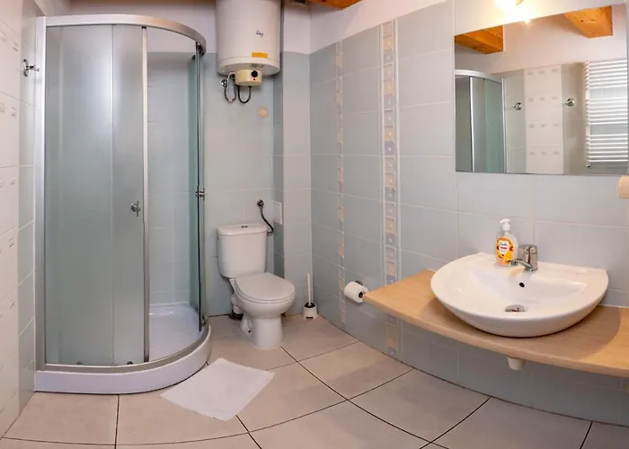 Ajna Park W Uzdrowisku Chata *