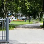 Ajna Park W Uzdrowisku * コウォブジェク