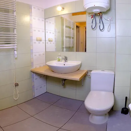 Gerendaház Ajna Park W Uzdrowisku *