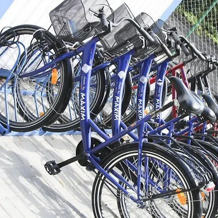 Ajna Park W Uzdrowisku Gerendaház